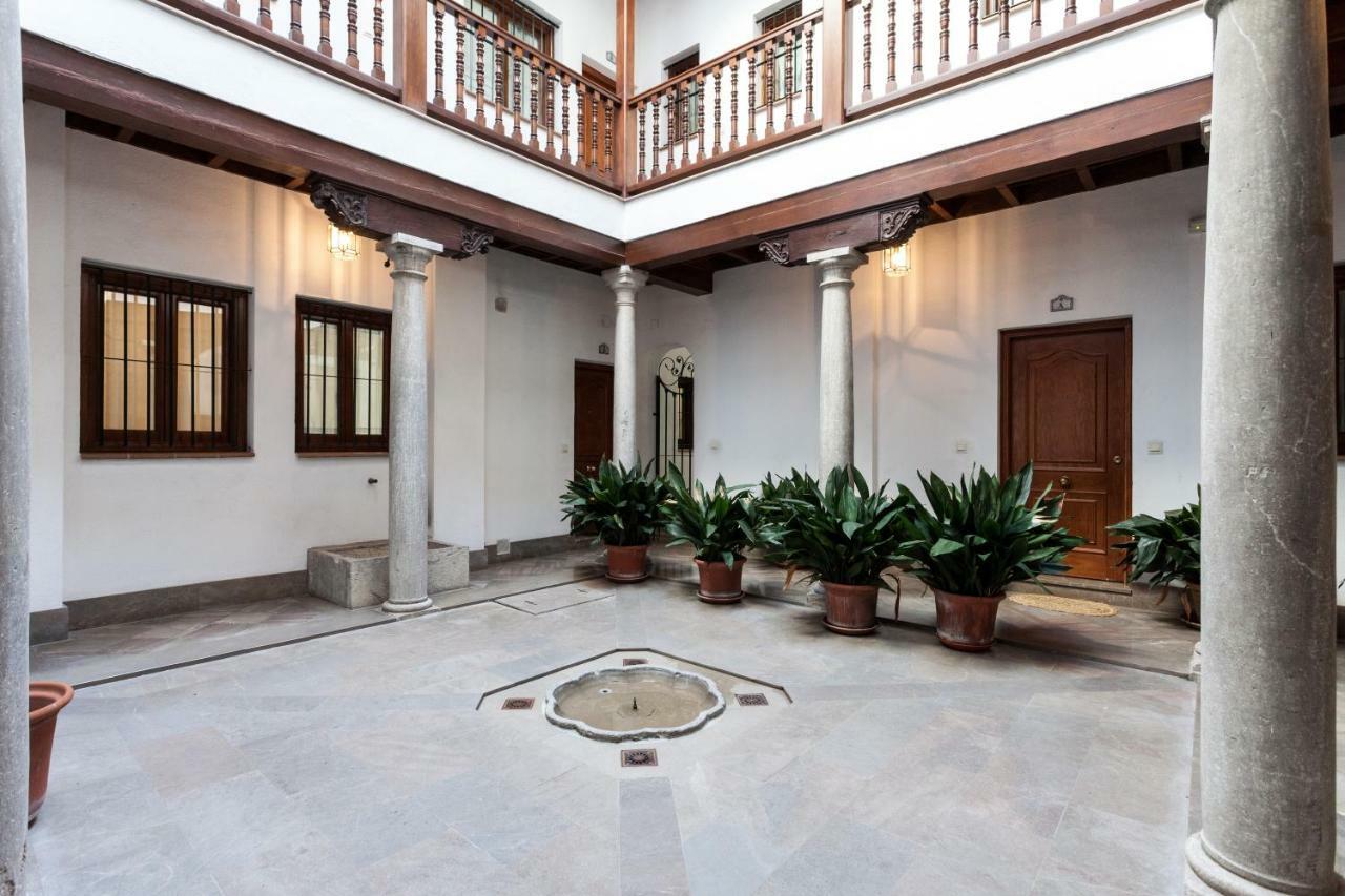 Apartamento De Lujo En Antiguo Convento Granada Exteriör bild